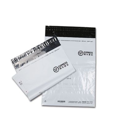 Bolsas de envío de correo poliprotegidas a prueba de lágrimas resistentes al clima Impresas en blanco y negro