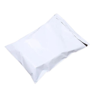 Bolsas de envío de correo poliprotegidas a prueba de lágrimas resistentes al clima Impresas en blanco y negro